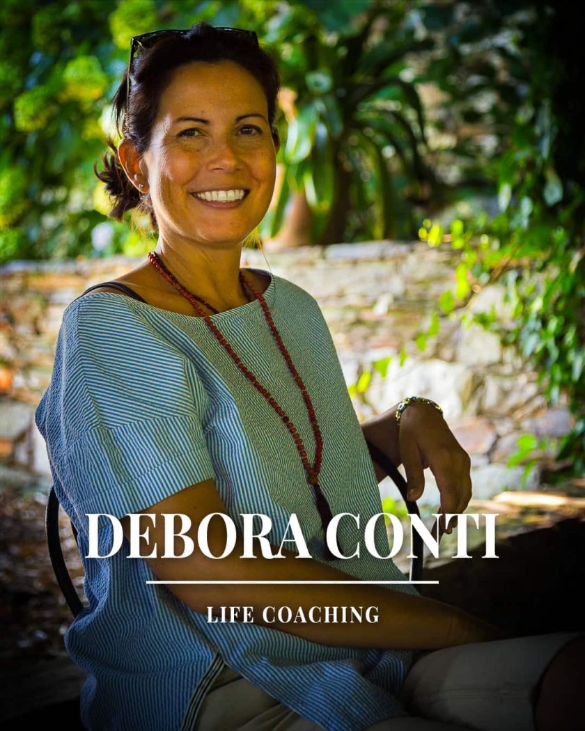 Corsi live online con Debora Conti.  Vent'anni di esperienza di coaching per la tua crescita.